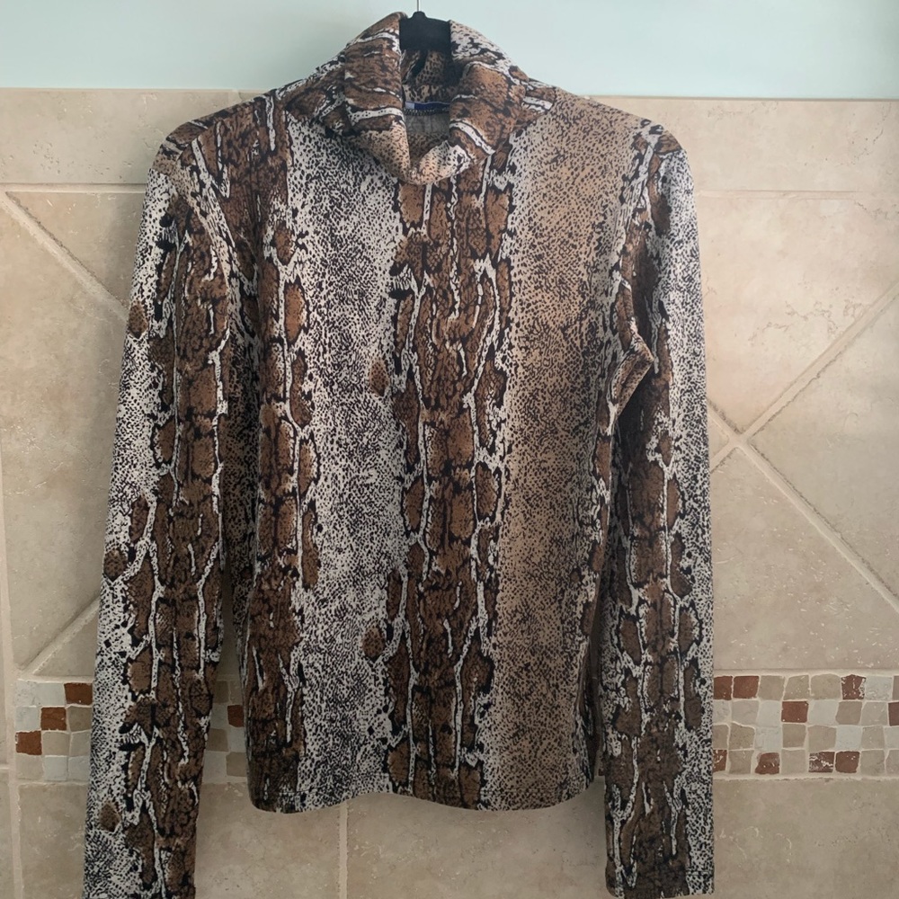 Zara NWOT snakeskin print mock neck turtleneck.